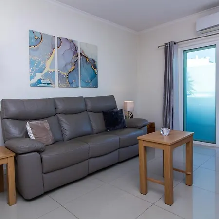 Bay View Modern Албуфейра