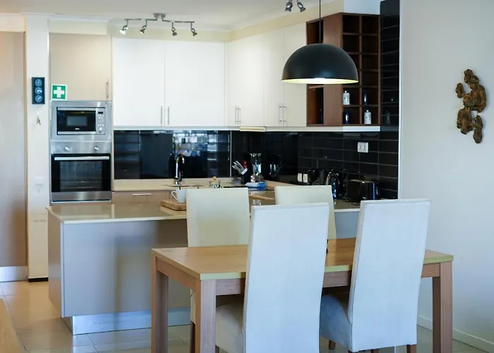 Bay View Modern