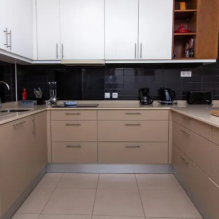 Апартаменты Bay View Modern